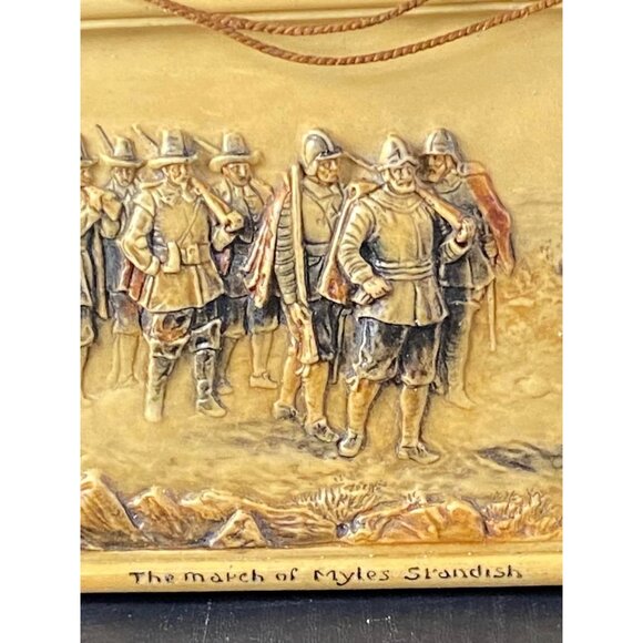 Antique IVOREX 1913 "The March Of Myles Standish" Wall Plaque With Hanger - Picture 2 of 15